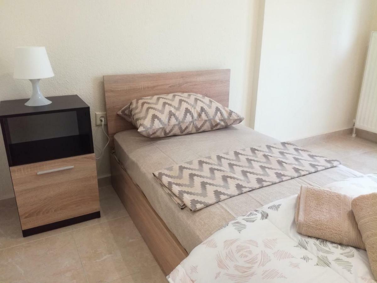 Jordan'S 4Th Appartment At Неа Миханиона Екстериор снимка